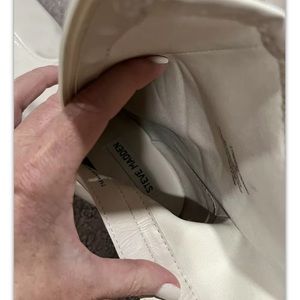 Steve Madden size 7 white booties